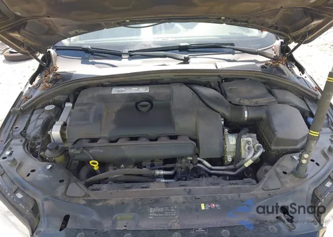 2013 Volvo Xc70 T6 from USA, damaged, VIN YV4902BZ0D1162402